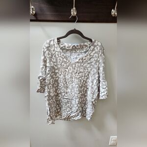 Mary Square Grey Leopard Blouse/Top